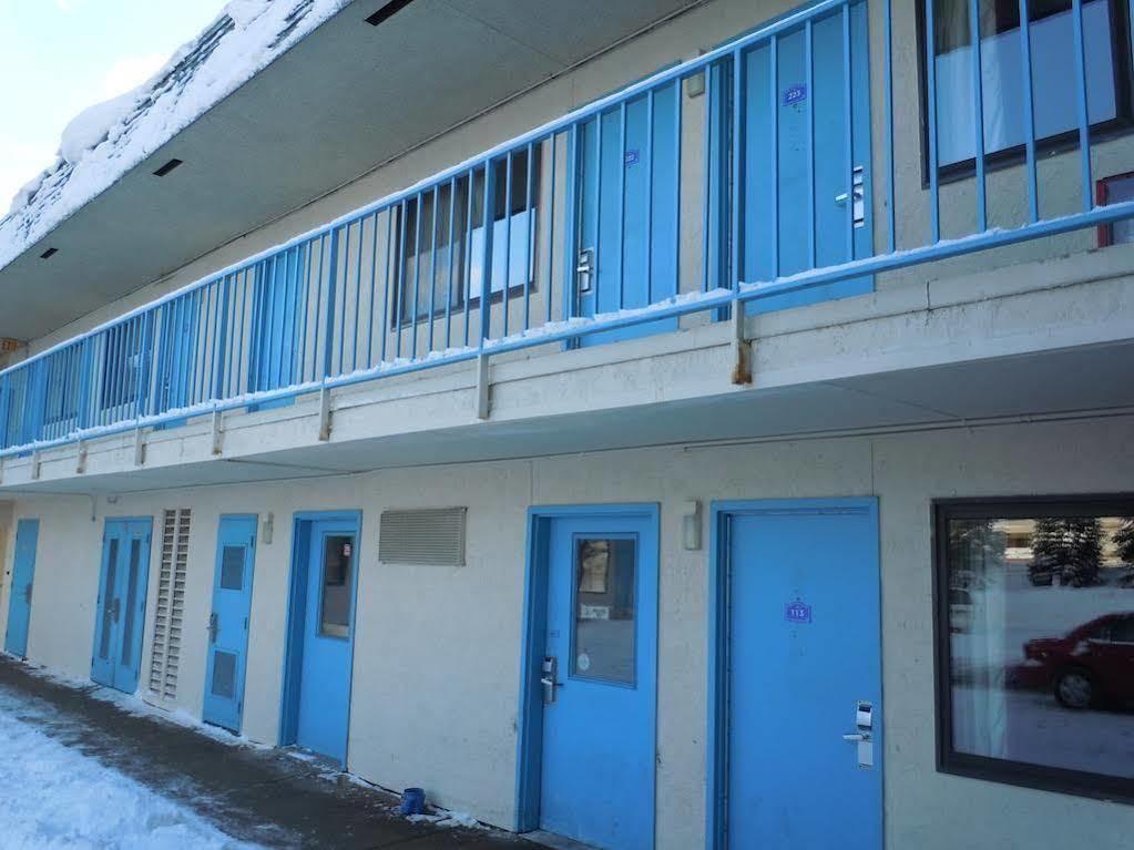 Travelodge By Wyndham Grand Rapids North Walker Екстериор снимка